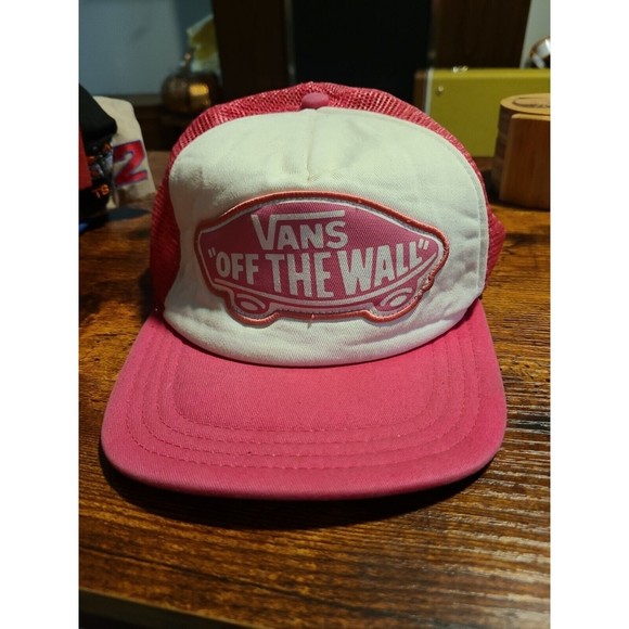 Vans Off The Wall Trucker Hat Snapback Pink And White - Picture 1 of 4